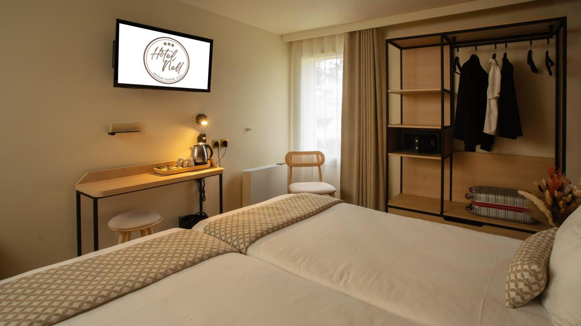กีริอ๊าด แวร์นง แซ็ง มาร์เซล Hotel Saint-Marcel  ภายนอก รูปภาพ