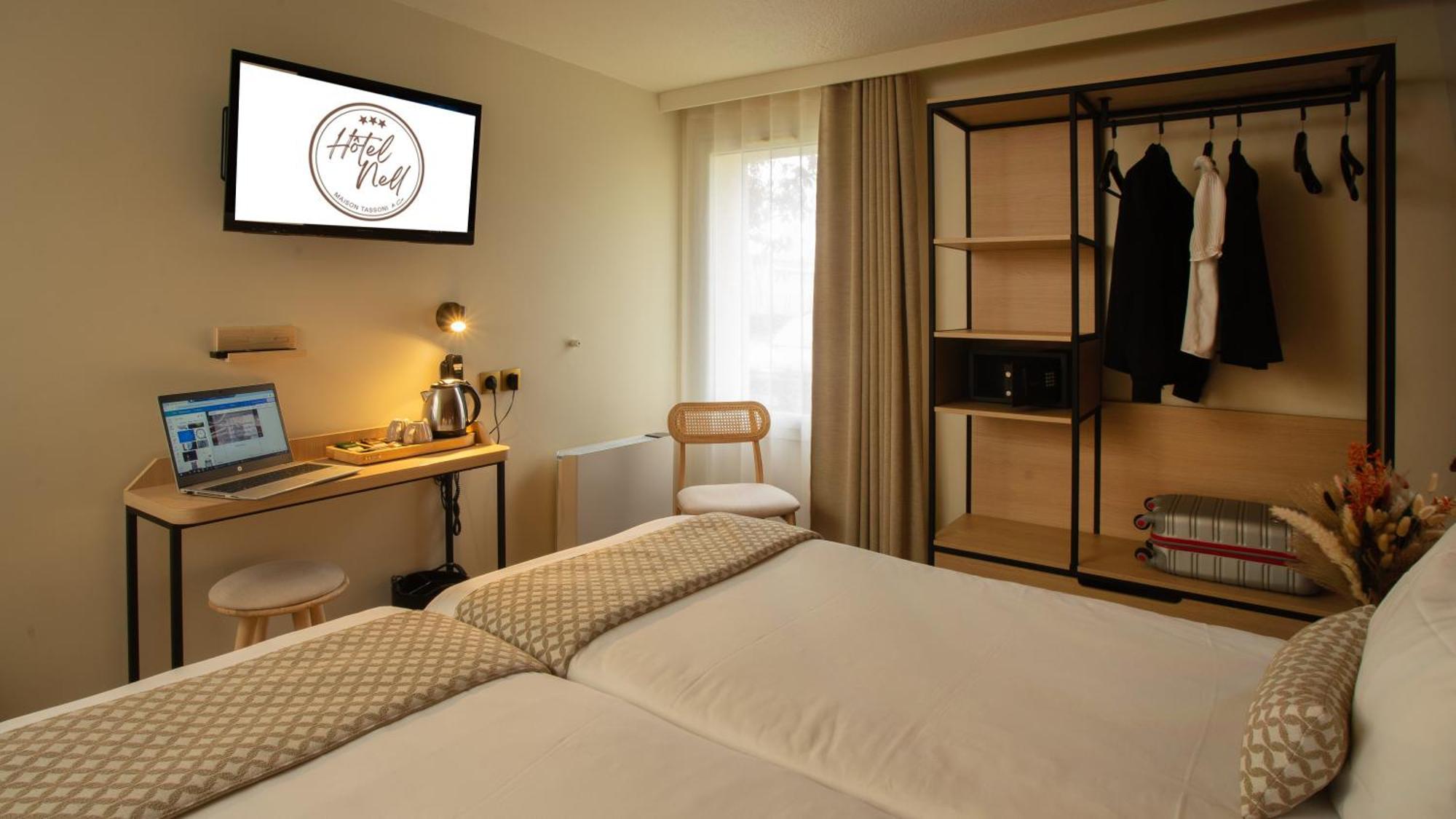 กีริอ๊าด แวร์นง แซ็ง มาร์เซล Hotel Saint-Marcel  ภายนอก รูปภาพ